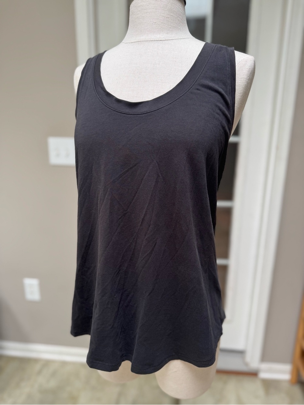 lululemon athletica “love” Black Scoop Neck Tank